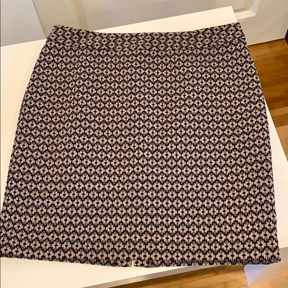 WORTHINGTON SKIRT - Picture 8 of 9